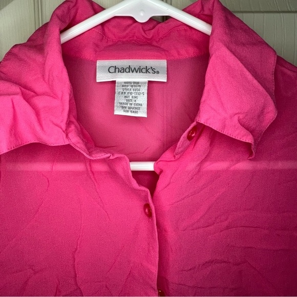 ‼️2/$10‼️Chadwick's Pure Hot Silk long sleeve size 4 but it seems to run small. - Picture 3 of 6